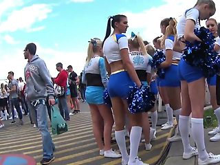 Tight Teen Cheerleader Bootys!