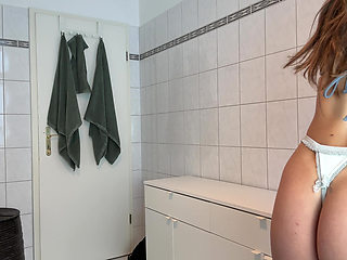 My first solo video - home alone so I made myself cum and hopped in the shower