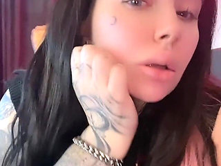 Just Lying at Home, Simple Aesthetics!