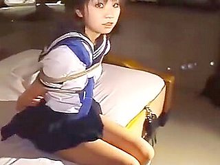 Japanese teen 18+ In Sailor Uniform Giving An Ass Job