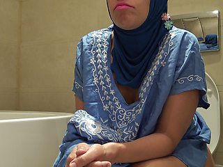 Cheating Arabic Cuckold Wife Wants To Have Kinky Sex