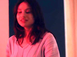 Flashy lesbian movie with fleshy pussies being licked