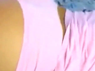 Bootylicious Babe Alert: Sexydea's Wild Webcam Adventure with Squirting Action!