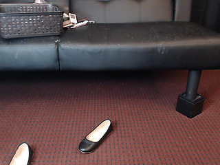 Dip Dangle Swing Crossed Legs Flats