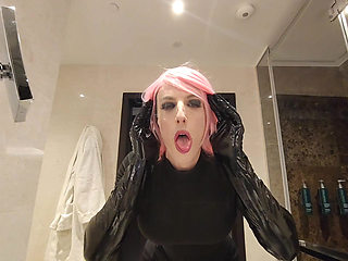 Sandy pink hair and black outfit