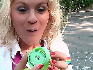 Gorgeous Young Blonde Blows Bubble Gum And Swallows Cum From Stranger In The Park