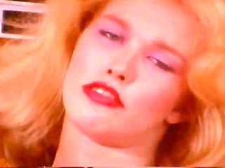 Serena Masturbating