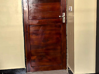 Booty Wiggle, a Little Booty Dance