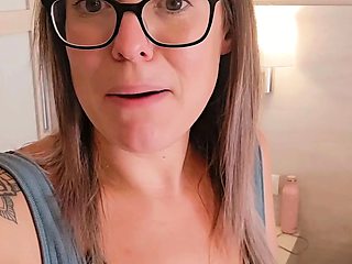 Tattoed Amateur Webcam Girl Hot Dildo Action Masturbation