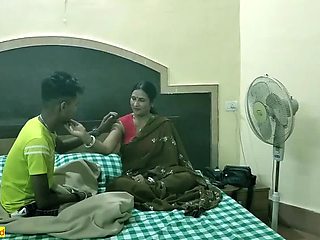 Indian Bengali stepmom hot rough sex with teen son! with clear audio