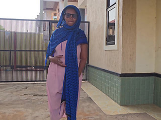 THE  ARABIAN GIRL TRYING TO SQUIRT OUTISIDE NEAR THE ROAD