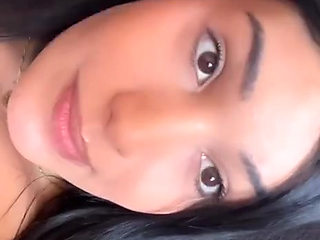 Horny trans love shaking her ass for his fans