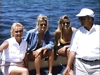 Lisa Dergan: Big Tits, Babe  Blonde Porn