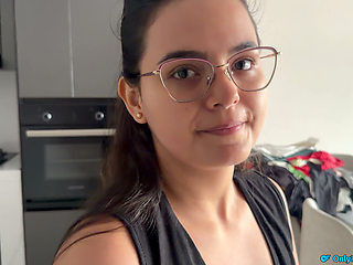 He cheats on his wife with the new big ass nanny. Beautiful Body - MaraSeXxXx