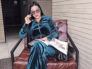 Mariana Martix Cheating Wife Cuckold with Big Bull White - Big Tits Blowjob and Cum on Feet