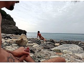 Italian Girl Gets Cum In Her Mouth From A Pervert On The Beach (premature Ejaculation)