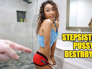 Voluptuous Sarah and Alex's fetish sex