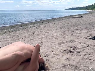 Husband Films Wife Fucking a Stranger and Receiving an Unprotected Creampie on a Public Beach