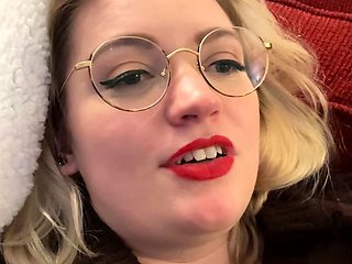 Amateur blondie solo anal masturbation