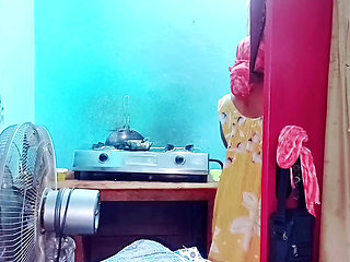 XXX Younger Step Bother Penis Got Hard After Seeing The Beauty of Hot Sister-in-law