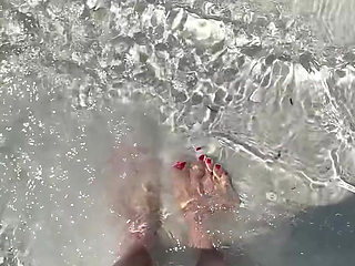 Walking on Paradise ️️