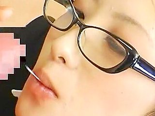 Hottest Japanese chick Shizuka Kanno in Horny Secretary, Cumshots JAV clip