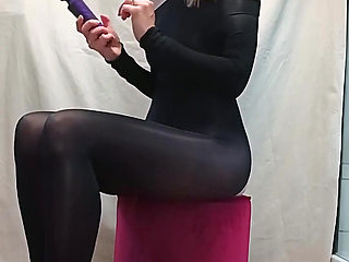 The Vibrator on My Pussy and the Inflated Plug in My Ass While the Water Was Running Into Me