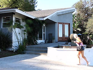 Alyssa Lynn Rubs her Pussy - and gets licked