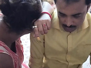 Desi Delivery Boy Fucks Horny Housewife Doggystyle - Big Tits Indian Homemade Sex