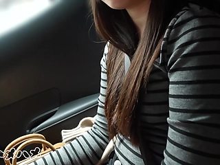 デカ尻19歳と汗だくSEX。とろとろのぷっくり肉厚ま●こ