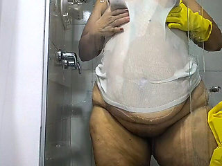 This Maid Really Turns Me on, with Her Big, Delicious Ass