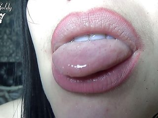 Tongue & Spit & Lips