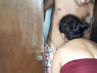 Massage and fuck for a delicious mature
