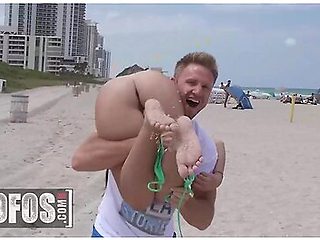 Ria Rox And Cleo Vixen Get Nude While Playing Beach Volley, Then Share A Pair Of Dicks
