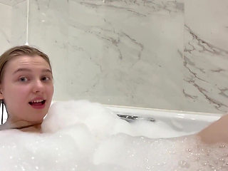 Squirting and Masturbating in a Bathroom with Lots of Bubble Bath