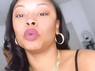 Kisses!!
