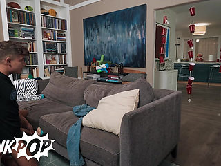 TWINKPOP - Drake Von's Foot Fetish Only Grows As He Moves From Troye Dean's Soles To Danny Fantasy's Hole