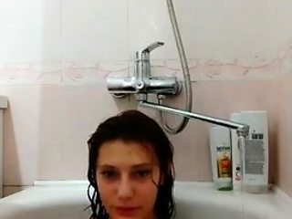 Gorgeous Girl Bath Time