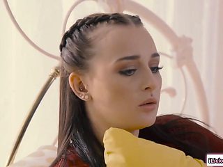 Brunette Facesits Georgia Jones in Steamy Lesbian Licking