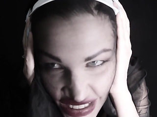 Diva del Tubo is a dark nun