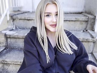 Petite Blonde In A Beauty Shows Her Pussy And Tits On The Street On The First Date!