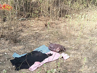Hot Indian Maid With Big Ass Gets Fucked in Threesome Public Sex
