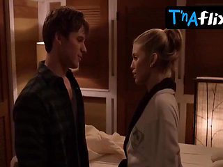 Annalynne Mccord Wonderful Episode in 90210