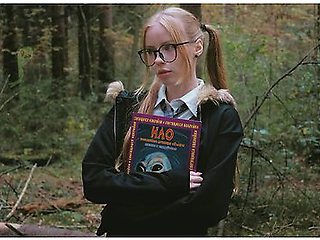 Naive Schoolgirl Alien Hunter Really Wanted Hot Cum On Her Face