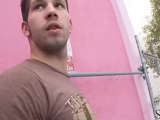 Str8 gloryhole amateur stud tricked in gay BJ after casting