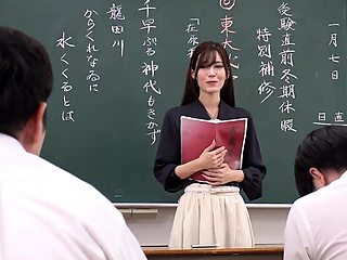 Amateur Asian College Teen Gives Blowjob