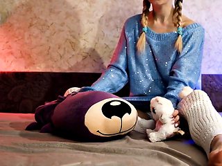 Kira Losters Foot Fetish Orgasm Under Mr. Bear