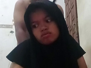 18-year-old Hijab Student Who Is Hyper Sex