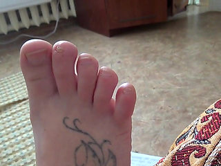 Face, full body and foot tour ! Every inch of my body!