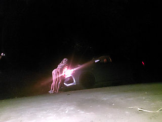 App driver has sex with two female passengers on the road